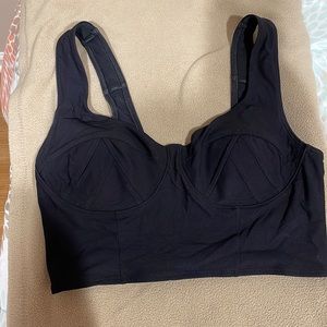 FABLETICS BLACK SPORTS BRA.